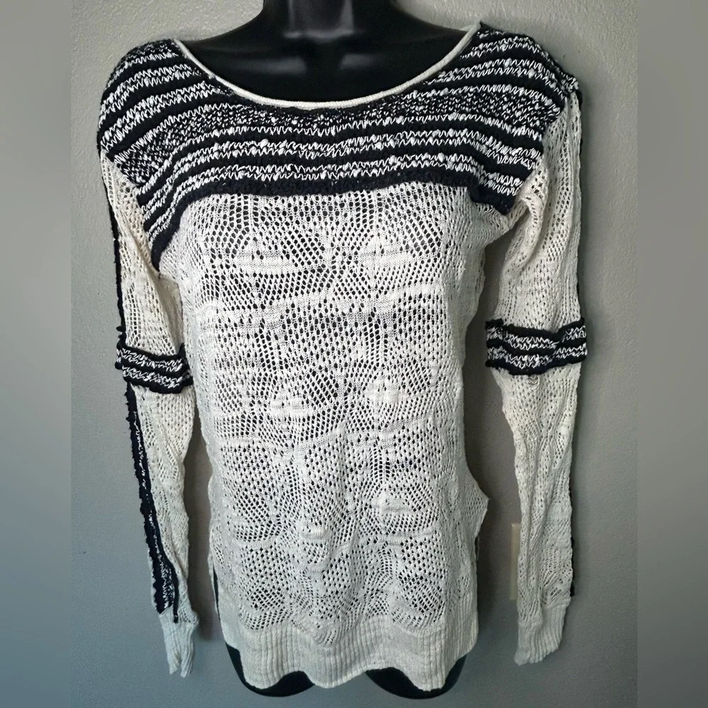Free People MILES AWAY SWIT Knit Pull On Lightweight Sweater BOHO Sz XS